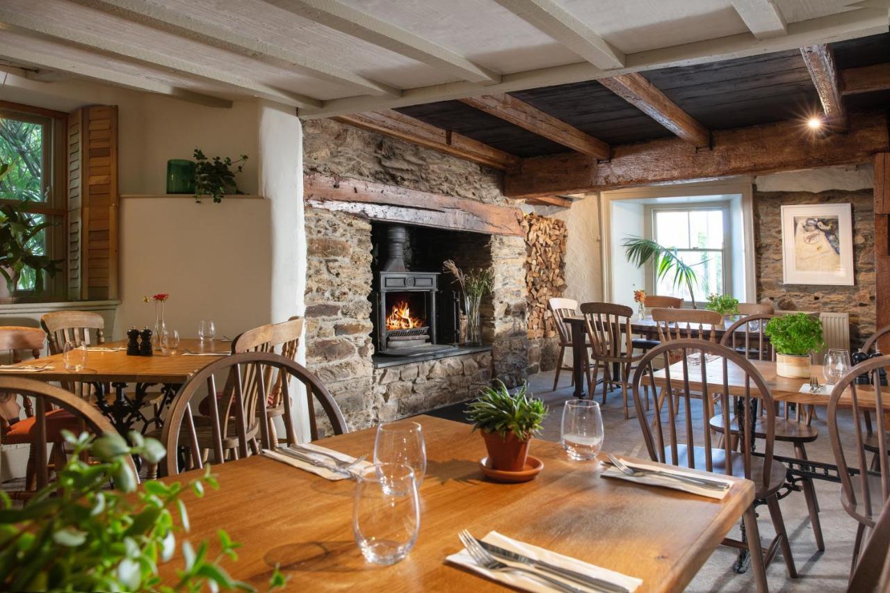 The Plume Of Feathers Mitchell Exterior photo